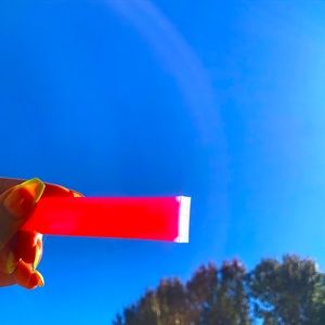 Bright pink lipgloss